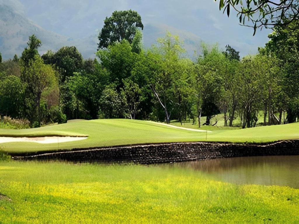 Royal Hills Golf Resort & Spa Nakhon Nayok Eksteriør bilde