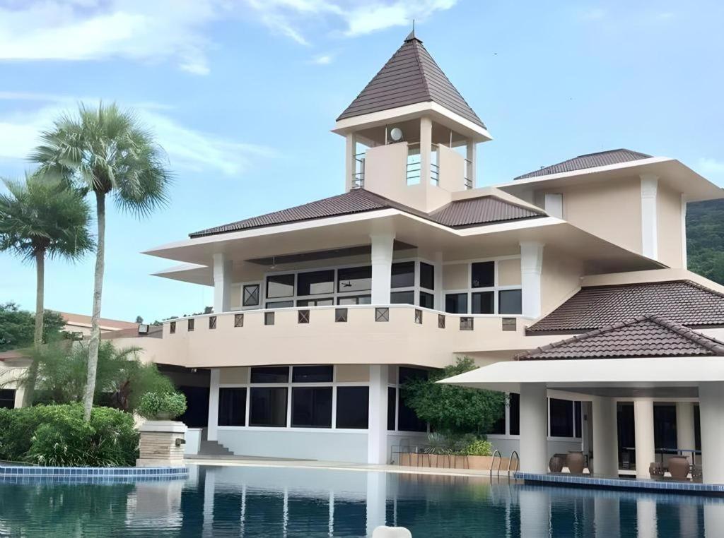 Royal Hills Golf Resort & Spa Nakhon Nayok Eksteriør bilde