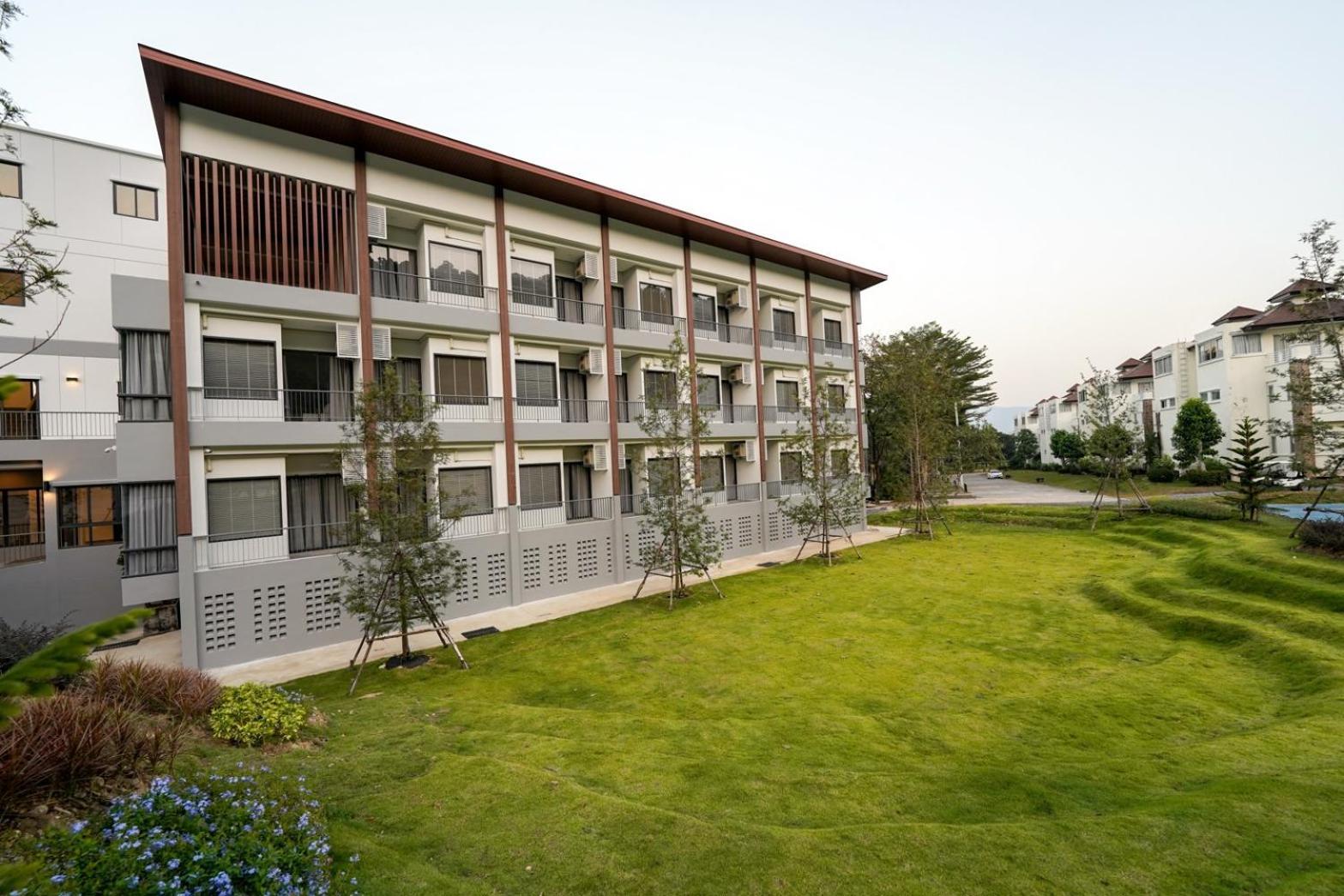 Royal Hills Golf Resort & Spa Nakhon Nayok Eksteriør bilde