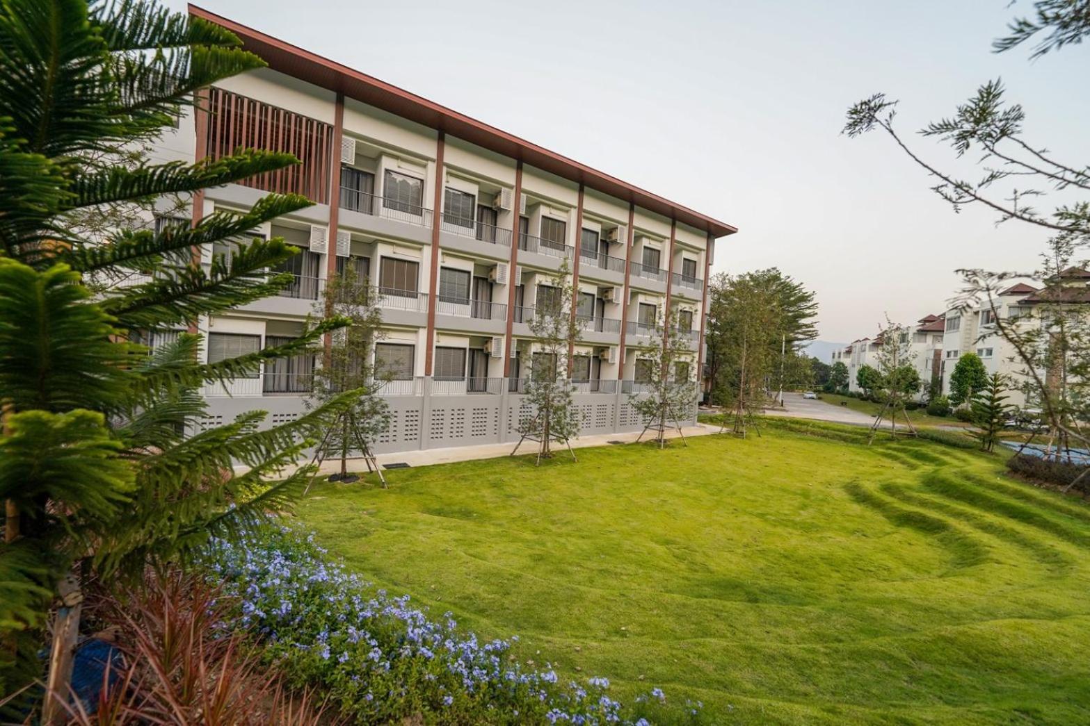 Royal Hills Golf Resort & Spa Nakhon Nayok Eksteriør bilde